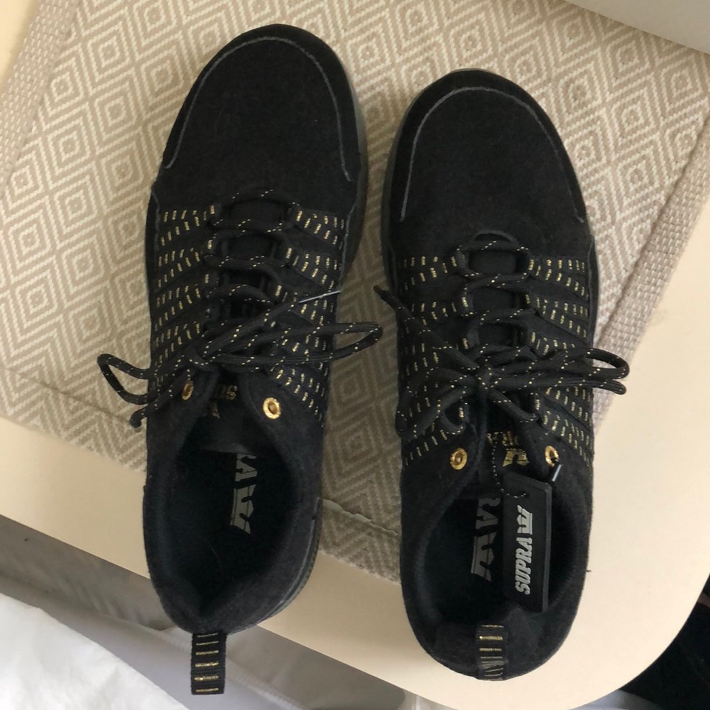 Supra brand new black and gold sneakers
